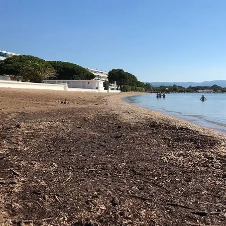 호텔 Les Pieds Dans L Eau, Vue Sur Les Iles D'or