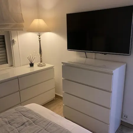 Les Pieds Dans L Eau, Vue Sur Les îles D’or Hotel Hyères