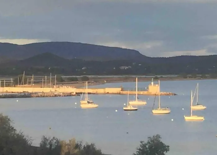Hotel Les Pieds Dans L Eau, Vue Sur Les Iles D'or Hyères